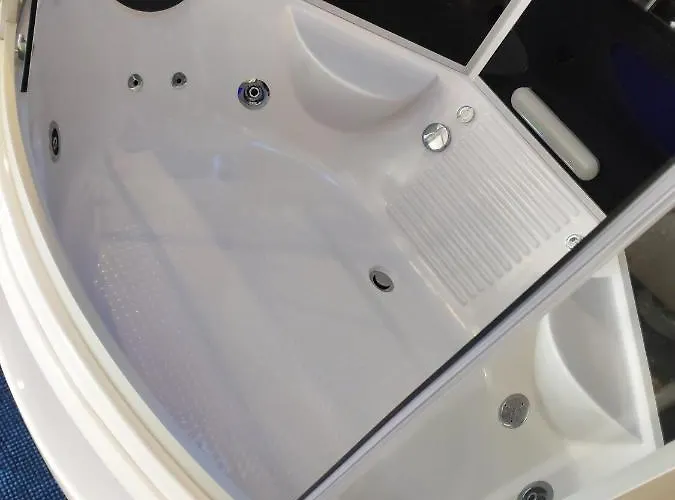 Appartamento Loft Zen Balneo Parking Gratuit Sauna Hammam Billard Agen