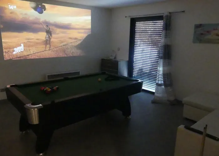 Loft Zen Balneo Parking Gratuit Sauna Hammam Billard Apartamento